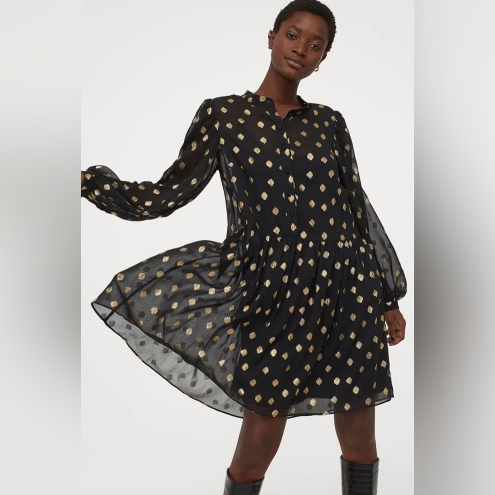 NWOT H&M Chiffon Dress Black/gold-colored dots